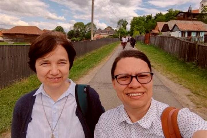 Escorts Dobreni, Romania — Local Companions