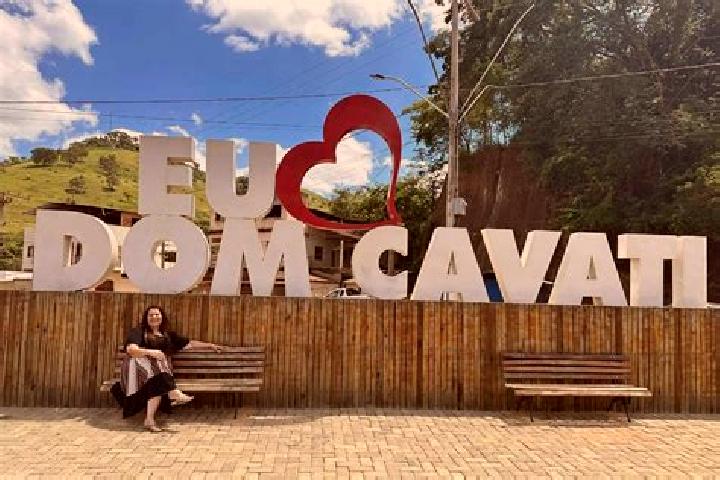 Escorts Dom Cavati, Brazil — Local Companions