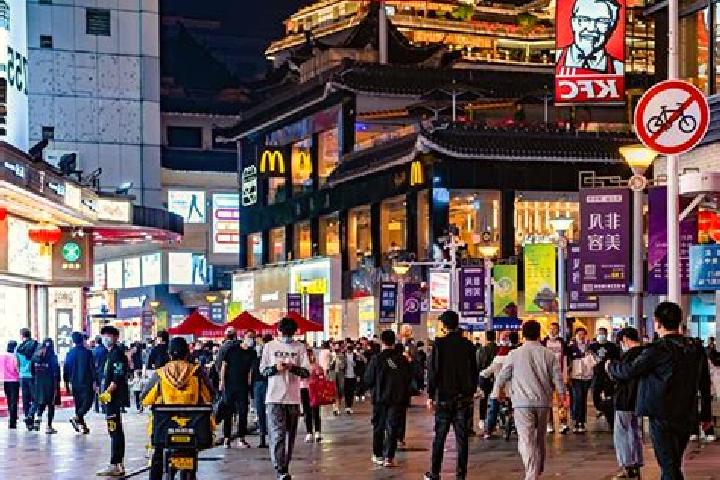 Escorts Dongmen, China — Local Companions