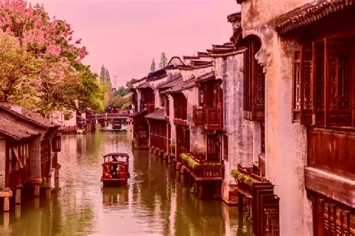 Escorts Dongzha, China — Local Companions