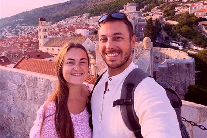Escorts Donji Vinjani, Croatia — Local Companions
