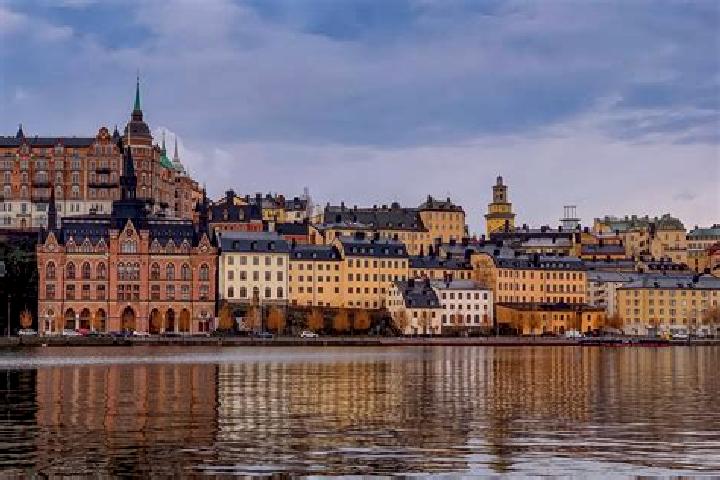 Escorts Donsoe, Sweden — Local Companions