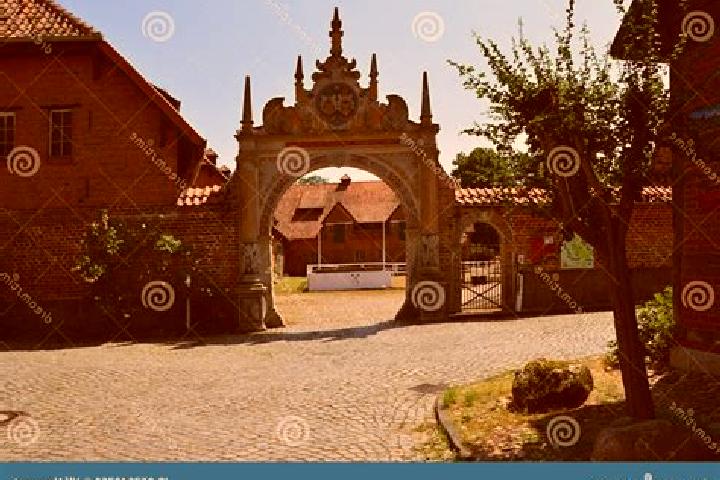 Escorts Drakenburg, Germany — Local Companions