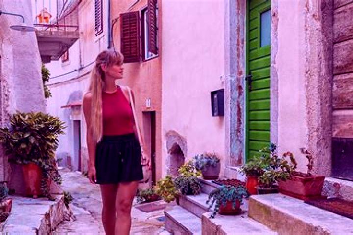 Escorts Drum, Croatia — Local Companions