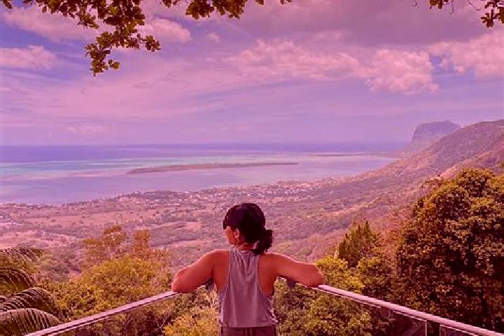 Escorts Dubreuil, Mauritius — Local Companions