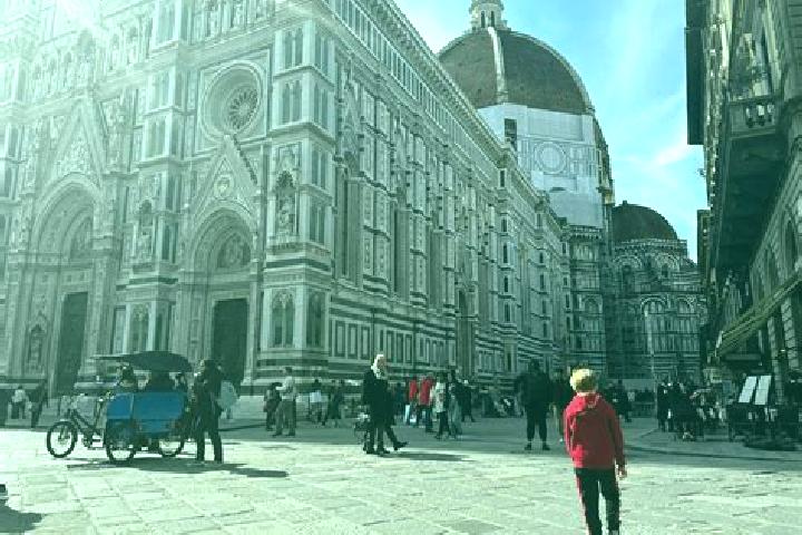 Escorts Duomo, Italy — Local Companions