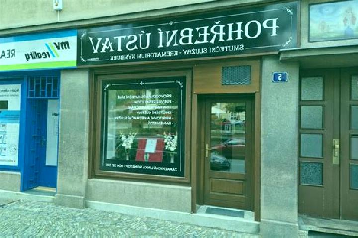Escorts Dvur Kralove nad Labem, Czech Republic — Local Companions