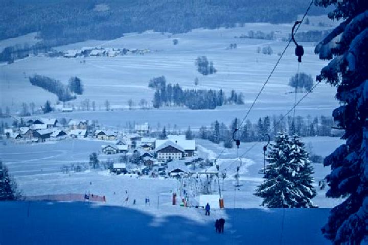 Escorts Eberstalzell, Austria — Local Companions