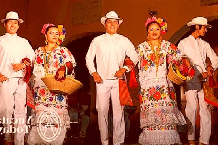Escorts Ebtun, Mexico — Local Companions