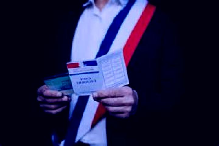 Escorts Egly, France — Local Companions