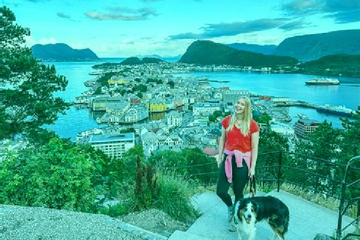 Escorts Eidsvag, Norway — Local Companions