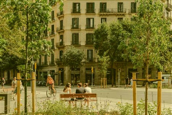 Escorts Eixample, Spain — Local Companions