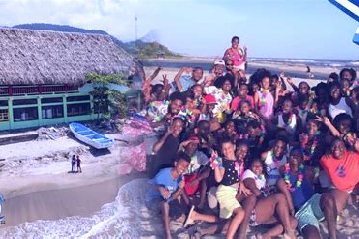 Escorts El Corozal, Honduras — Local Companions