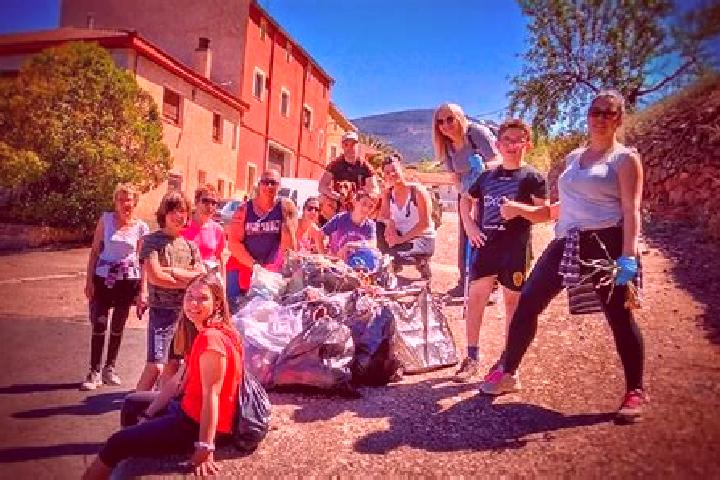 Escorts El Frasno, Spain — Local Companions