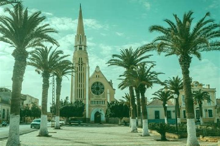 Escorts El Malah, Algeria — Local Companions