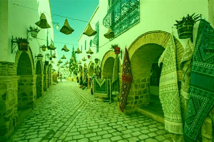 Escorts El Mgarsa, Tunisia — Local Companions