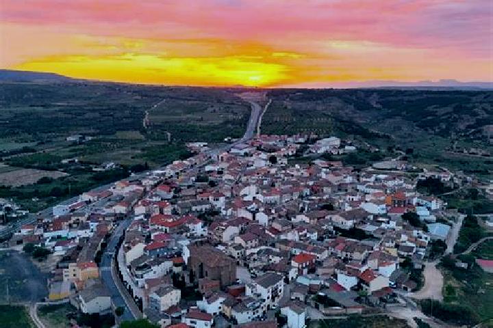 Escorts El Villar de Arnedo, Spain — Local Companions