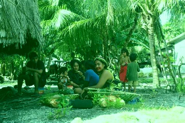 Escorts Elato, Micronesia — Local Companions