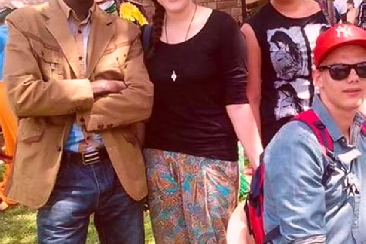 Escorts Eldas, Kenya — Local Companions