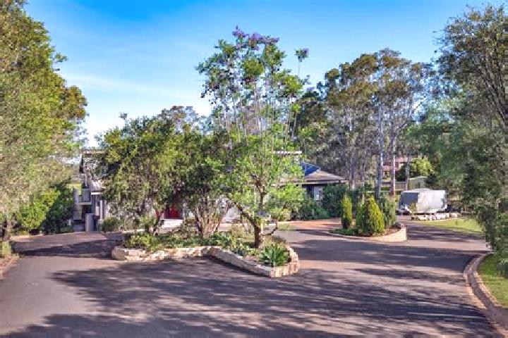 Escorts Ellis Lane, Australia — Local Companions