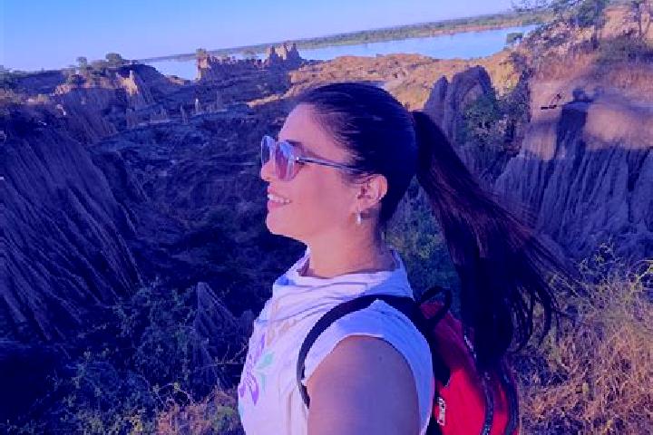 Escorts Empedrado, Argentina — Local Companions