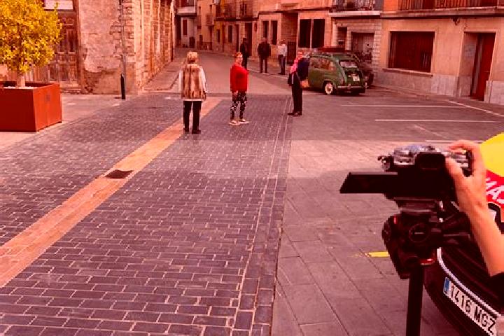 Escorts Escatron, Spain — Local Companions