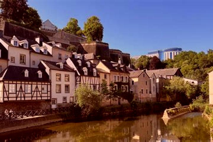 Escorts Eschdorf, Luxembourg — Local Companions