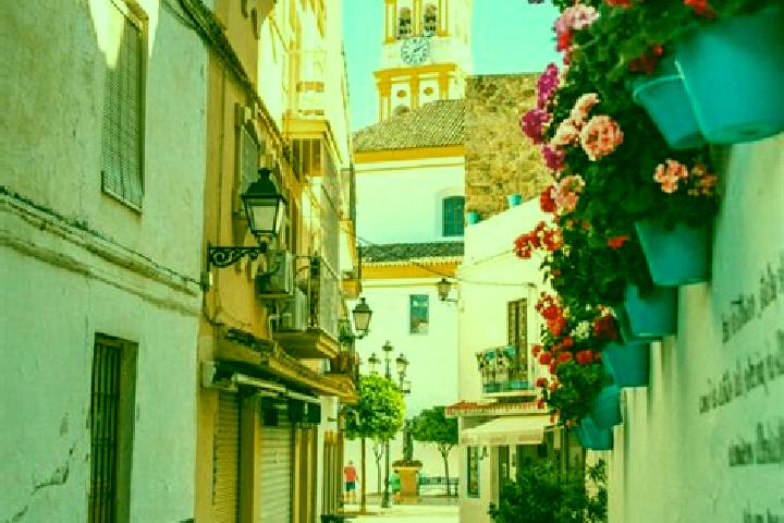 Escorts Facheca, Spain — Local Companions