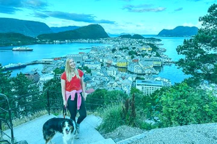 Escorts Fagernes, Norway — Local Companions