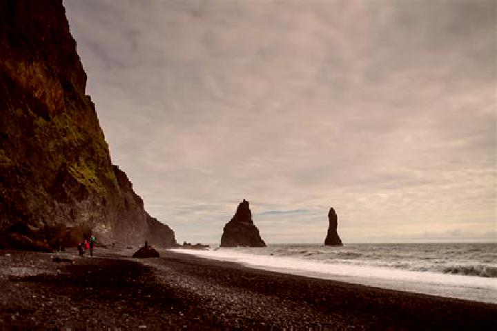Escorts Faskrudsfjoerdur, Iceland — Local Companions