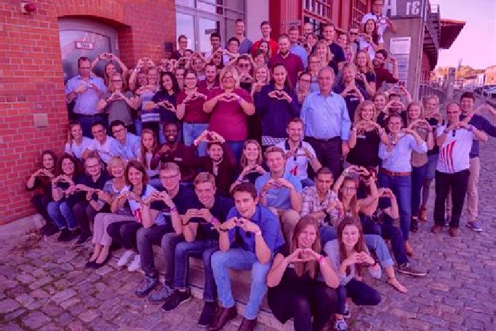 Escorts Felde, Germany — Local Companions