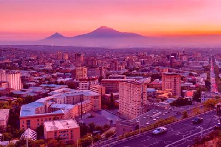 Escorts Fioletovo, Armenia — Local Companions
