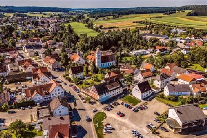 Escorts Fischach, Germany — Local Companions