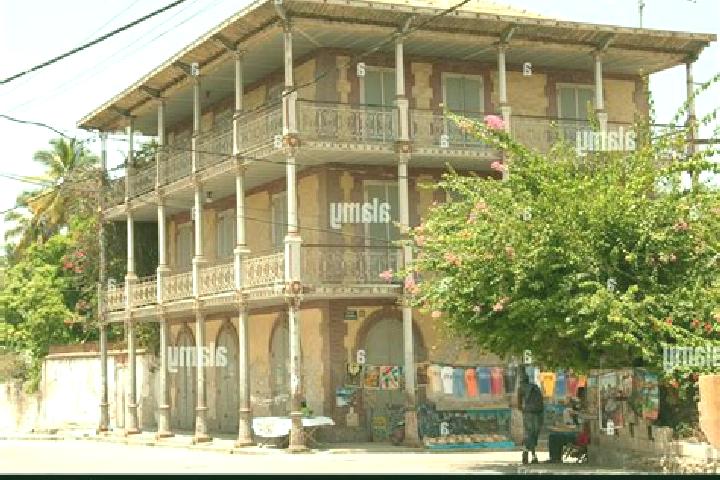 Escorts Fonds Verrettes, Haiti — Local Companions