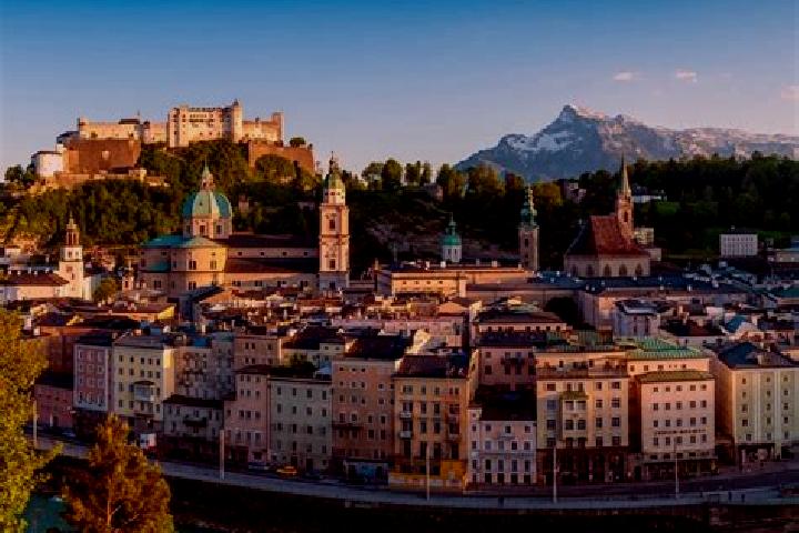 Escorts Forchach, Austria — Local Companions