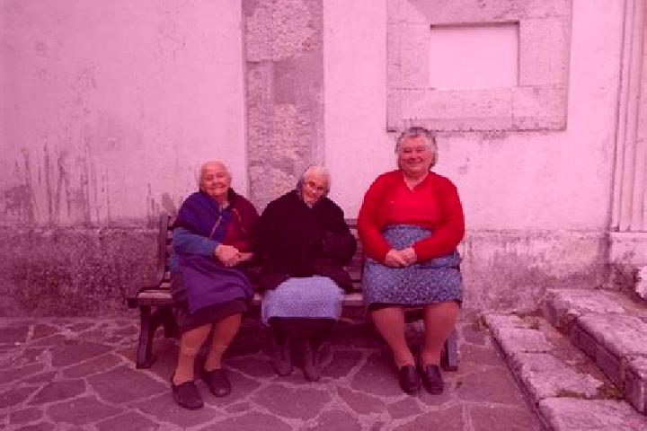 Escorts Fornelli, Italy — Local Companions