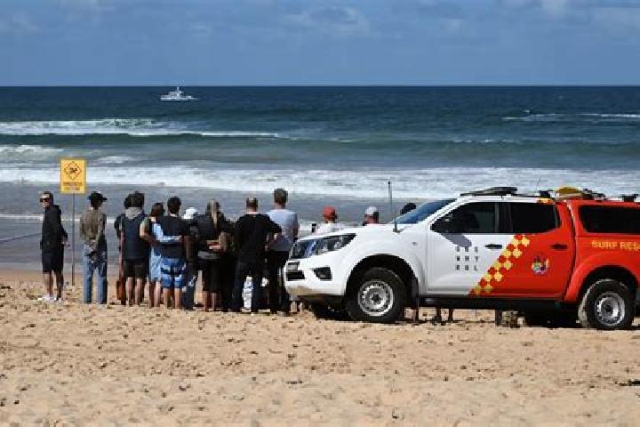 Escorts Forresters Beach, Australia — Local Companions