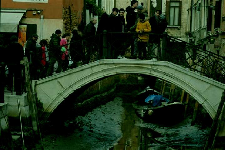Escorts Fosso, Italy — Local Companions