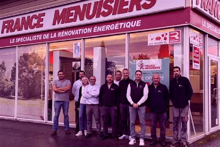 Escorts Foulain, France — Local Companions