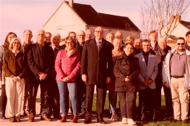 Escorts Fourchambault, France — Local Companions