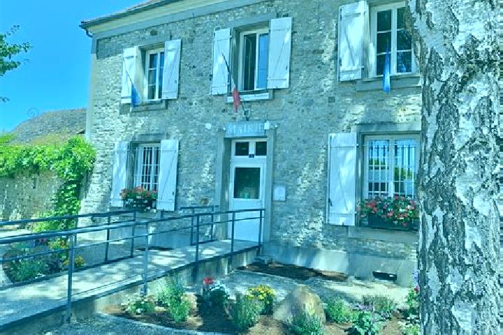 Escorts Fresnoy-la-Riviere, France — Local Companions