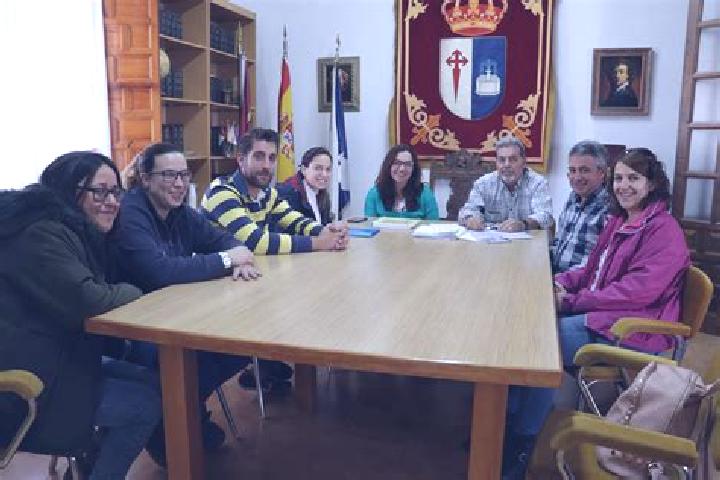 Escorts Fuente de Pedro Naharro, Spain — Local Companions