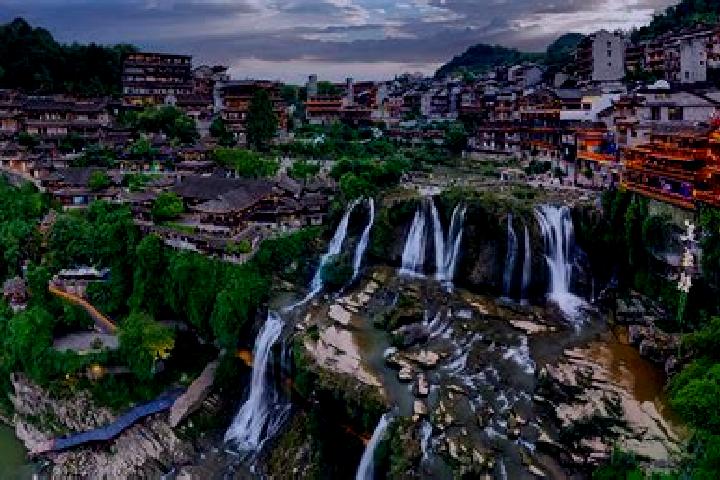 Escorts Fulong, China — Local Companions