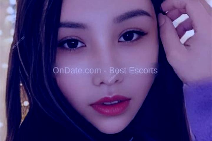 Escorts Furongqiao, China — Local Companions
