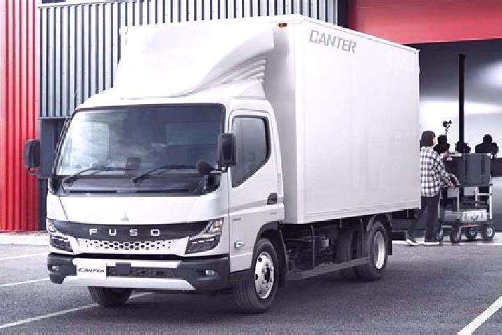 Escorts Fuso, Japan — Local Companions