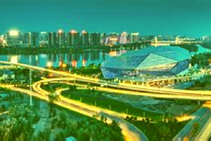 Escorts Fuxin, China — Local Companions