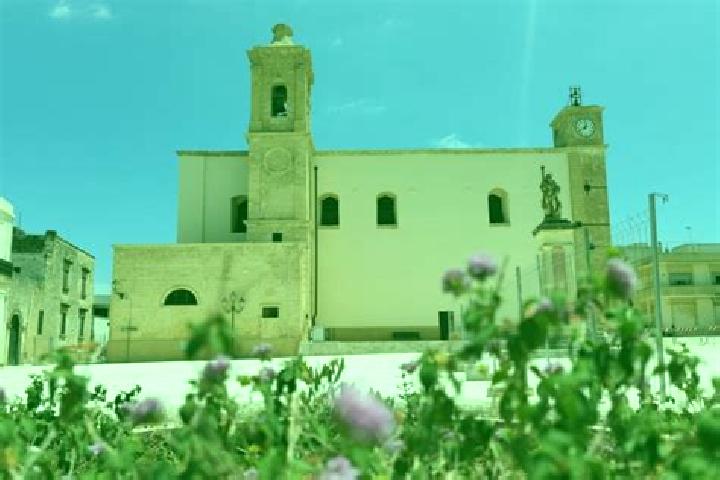 Escorts Gagliano del Capo, Italy — Local Companions