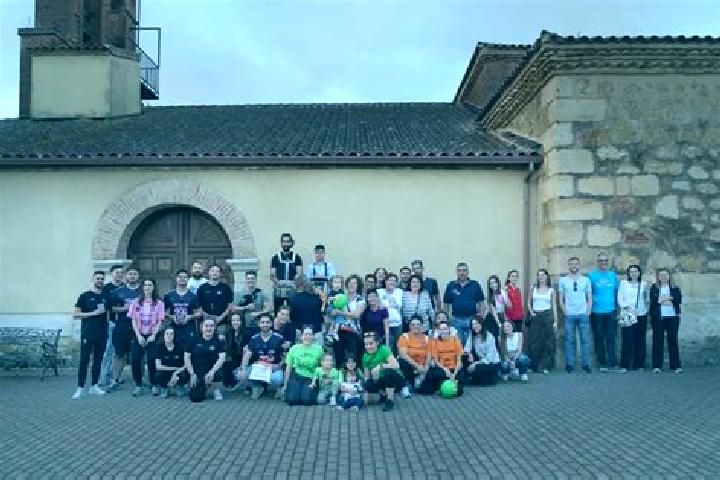 Escorts Gallegos del Pan, Spain — Local Companions