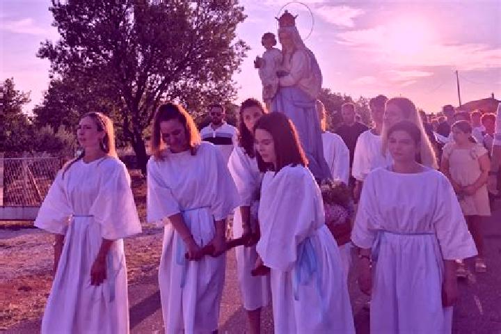 Escorts Galovac, Croatia — Local Companions
