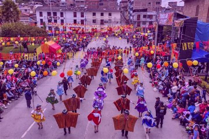 Escorts Garbanzal, Peru — Local Companions
